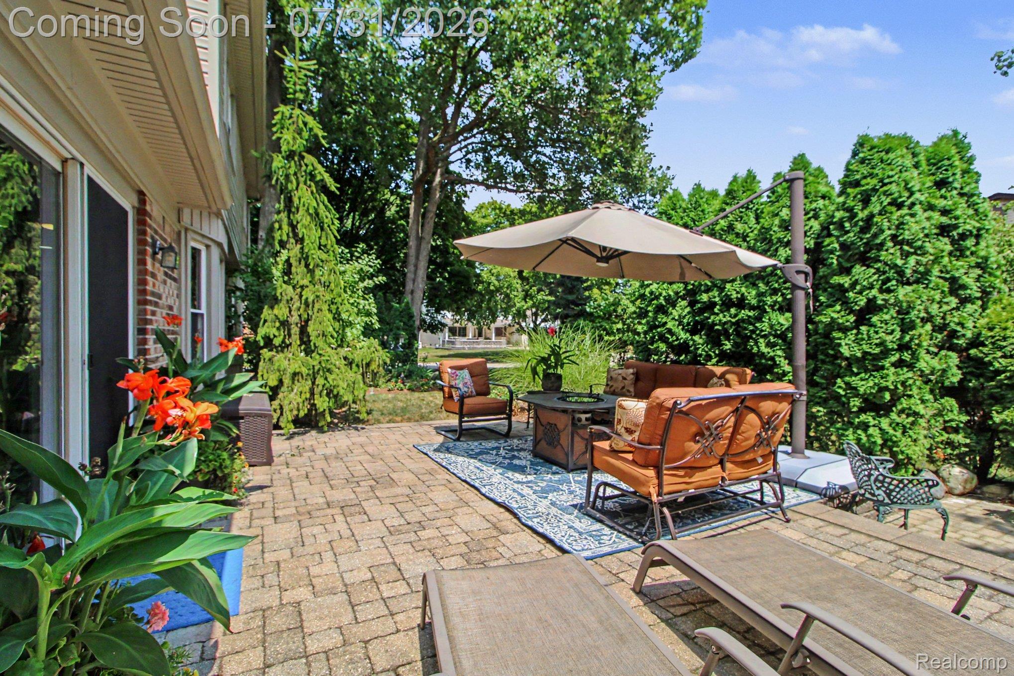 14074 Riverside Drive Livonia, MI 48154 - Photo 25 of 31 025_file_4993.jpg