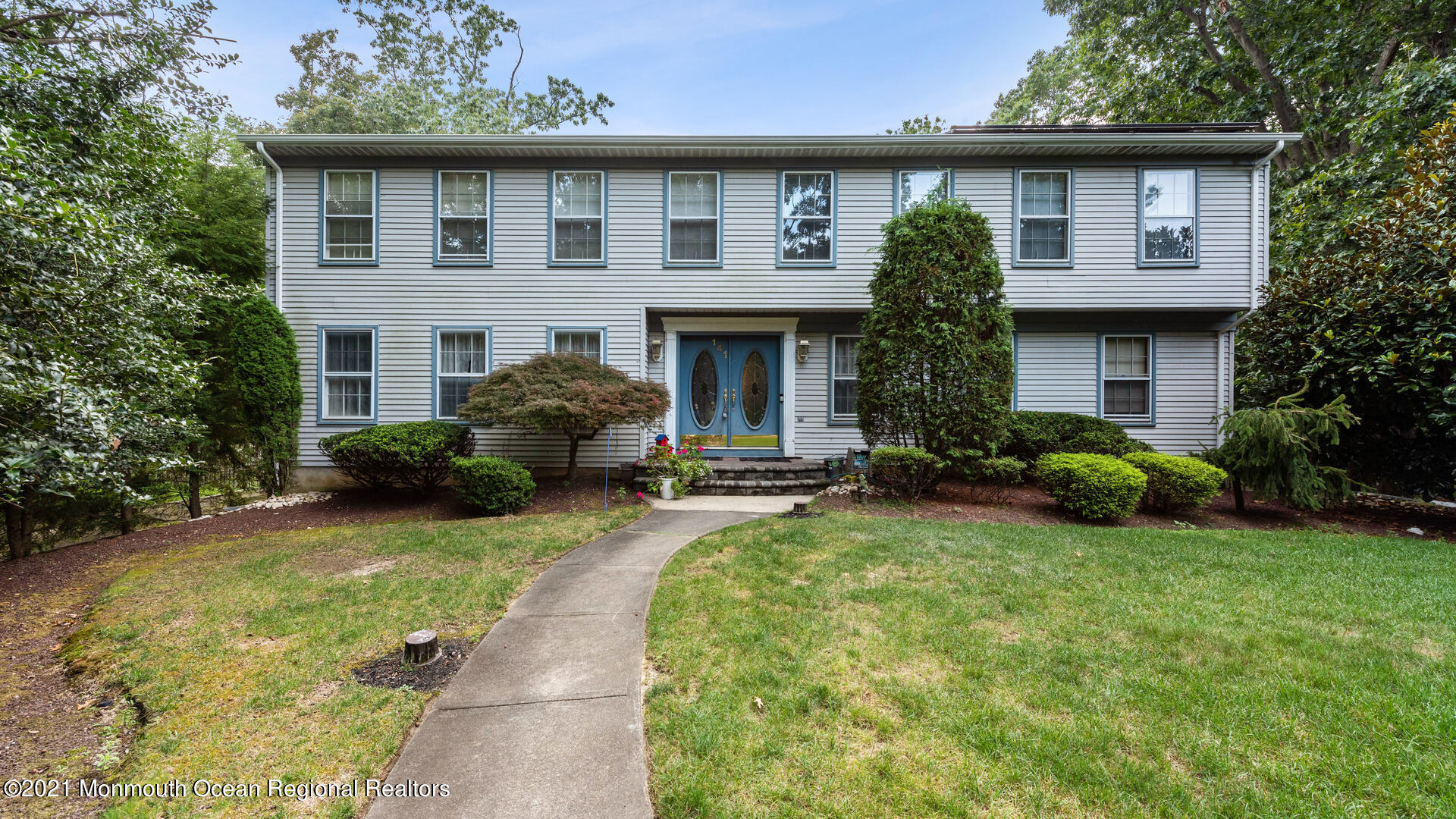 141 Eaglenest Road Freehold, NJ 07728 - Photo 2 of 50 141 Eaglenest Rd Freehold NJ 07728 USA-0