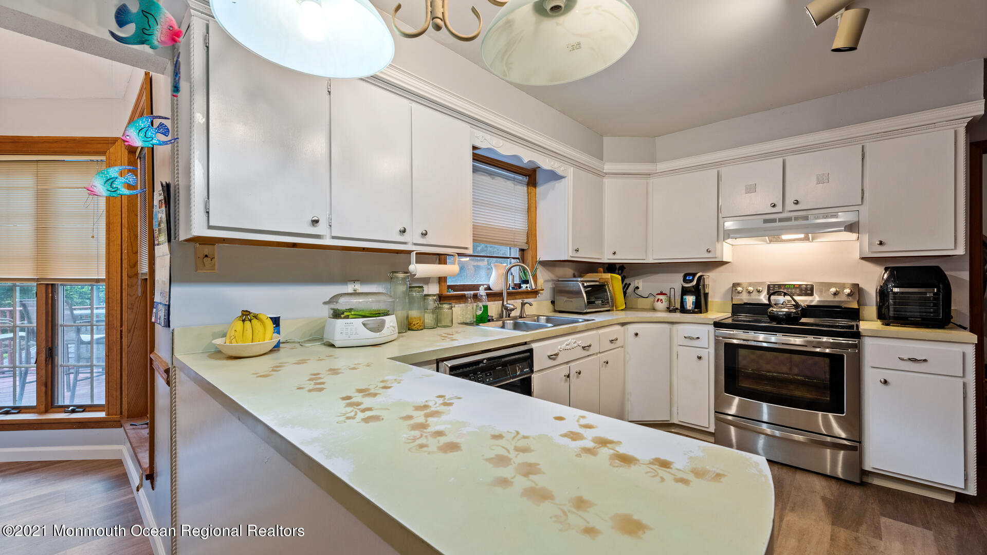 141 Eaglenest Road Freehold, NJ 07728 - Photo 11 of 50 141 Eaglenest Rd Freehold NJ 07728 USA-0