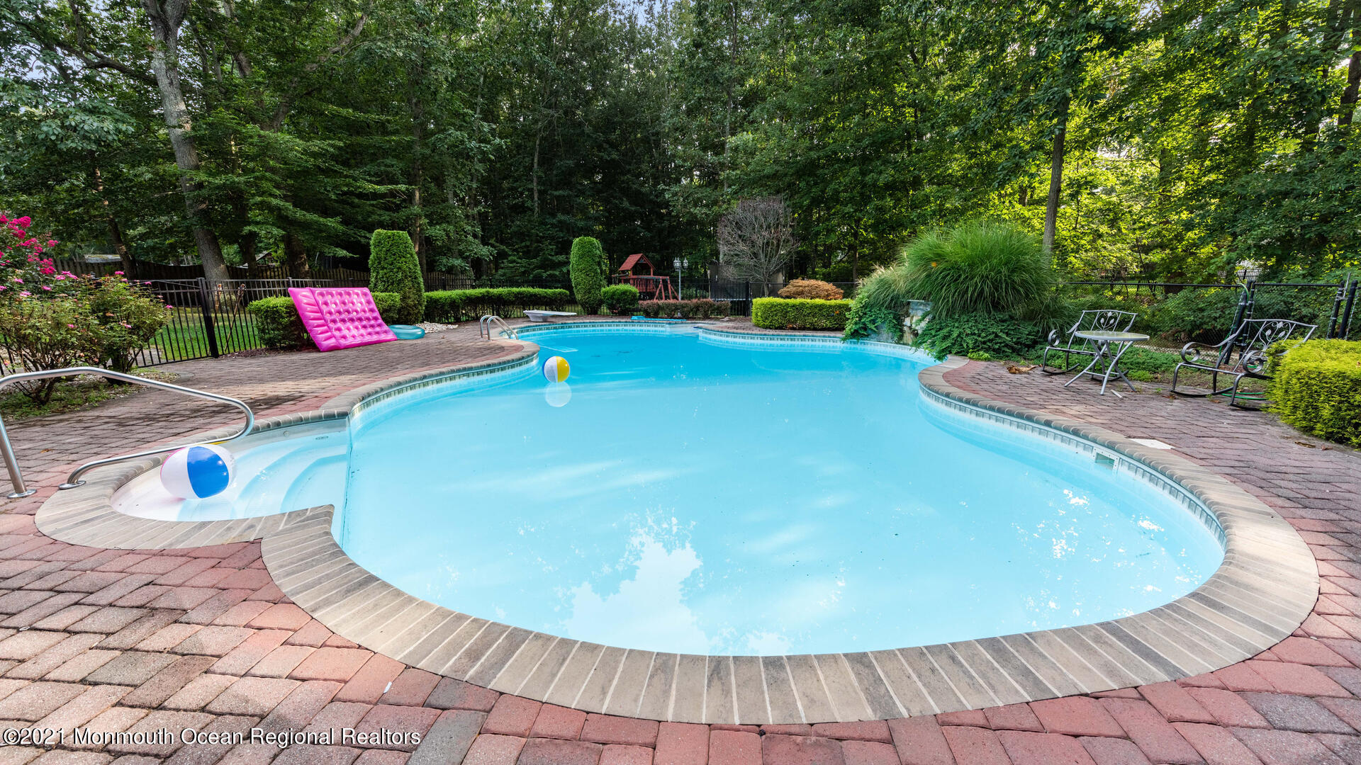 141 Eaglenest Road Freehold, NJ 07728 - Photo 34 of 50 141 Eaglenest Rd Freehold NJ 07728 USA-0