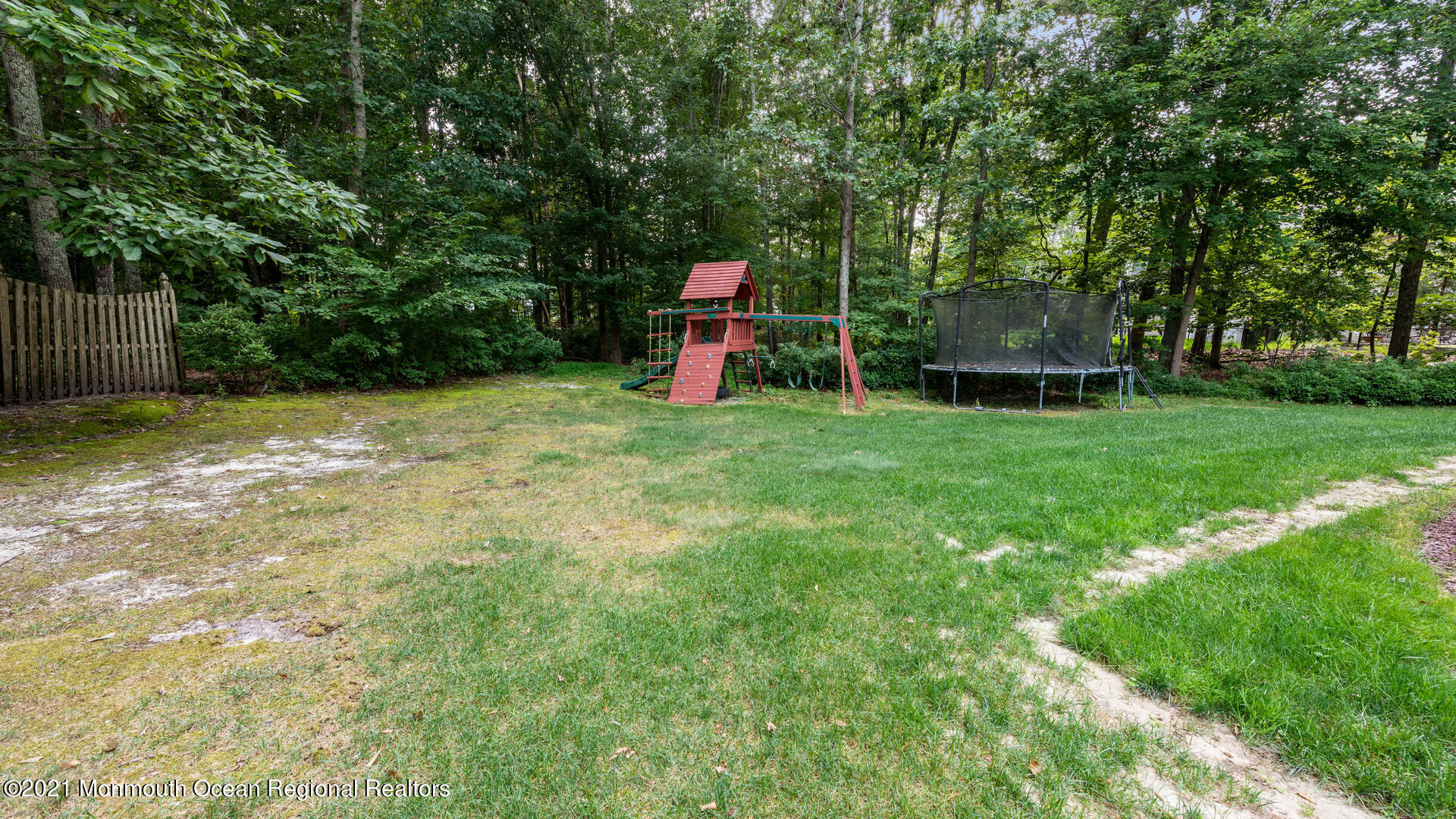 141 Eaglenest Road Freehold, NJ 07728 - Photo 35 of 50 141 Eaglenest Rd Freehold NJ 07728 USA-0