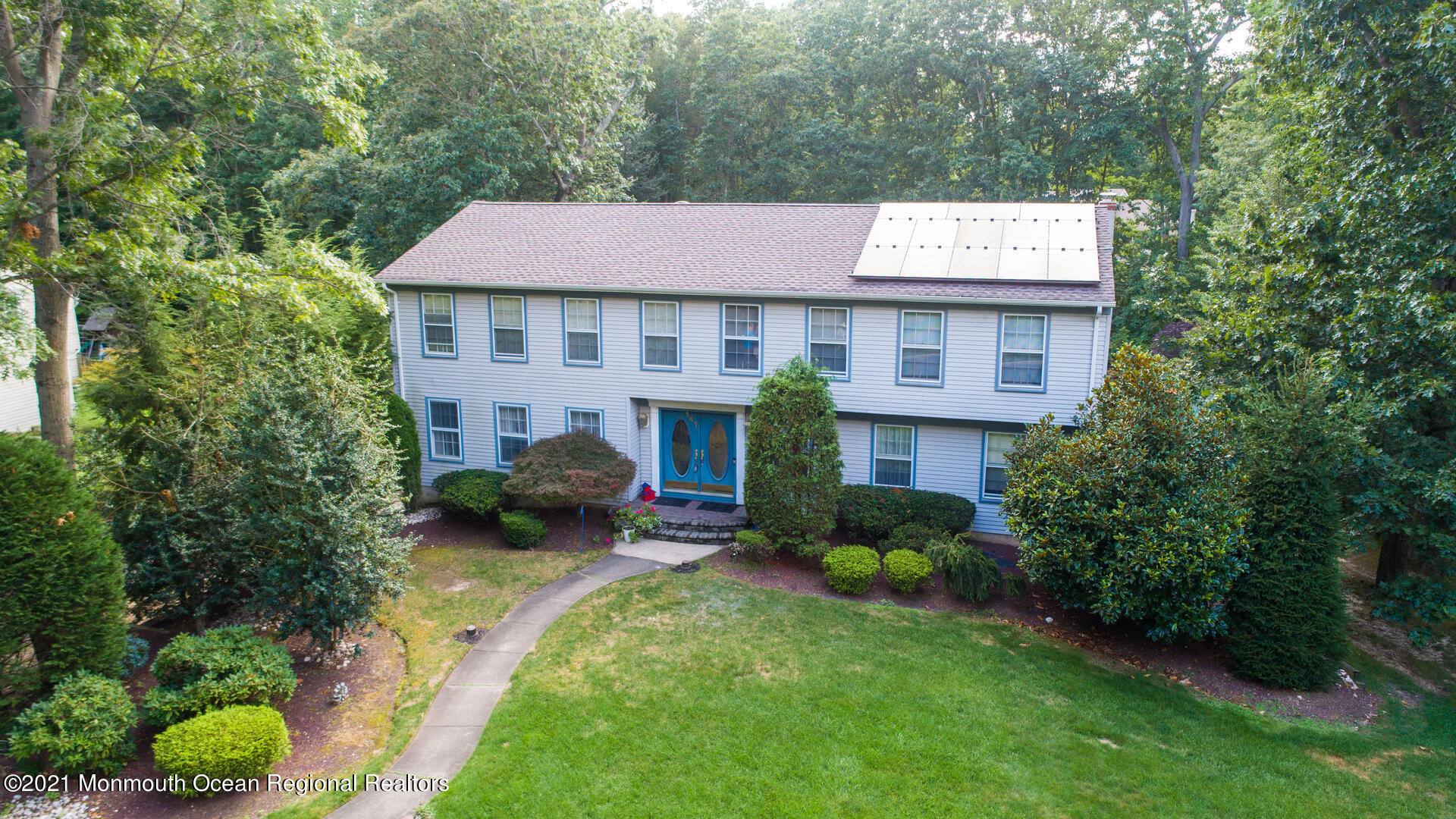 141 Eaglenest Road Freehold, NJ 07728 - Photo 43 of 50 141 Eaglenest Rd Freehold NJ 07728 USA-0