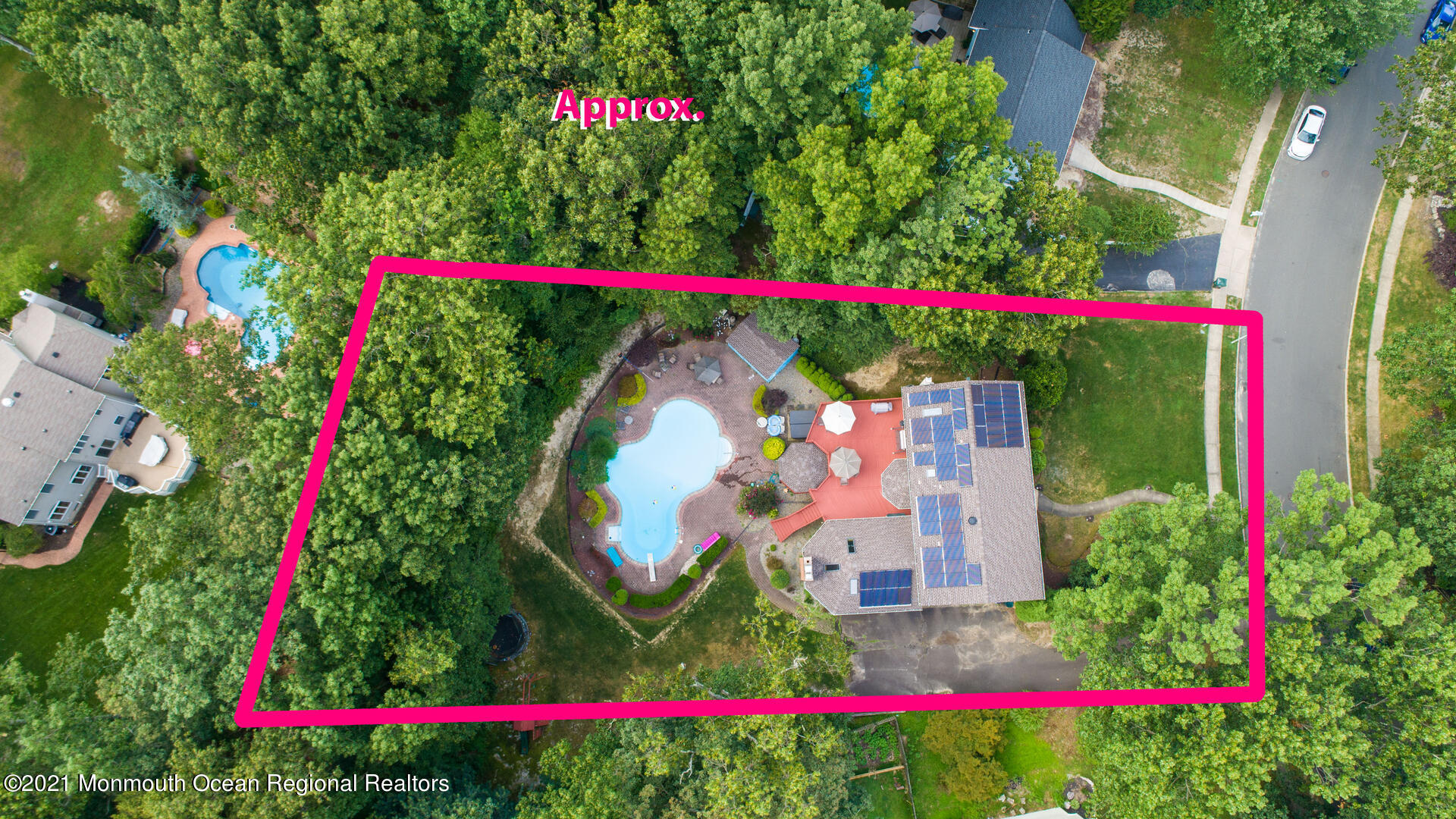 141 Eaglenest Road Freehold, NJ 07728 - Photo 44 of 50 141 Eaglenest Rd Freehold NJ 07728 USA-0