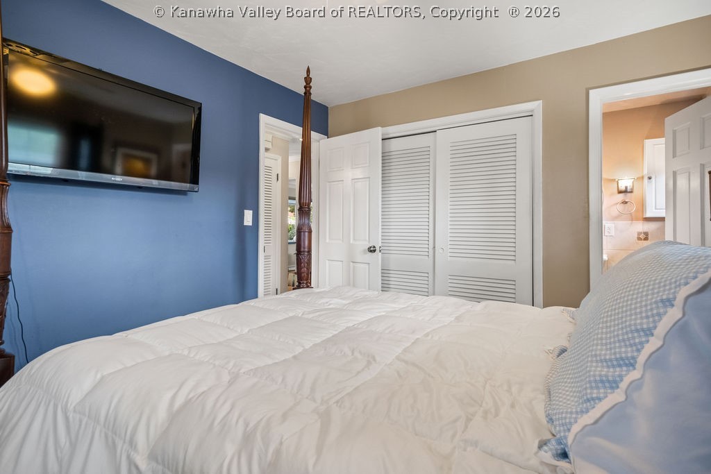 910 Chester Road Charleston, WV 25302 - Photo 21 of 36 Gallery Image 21