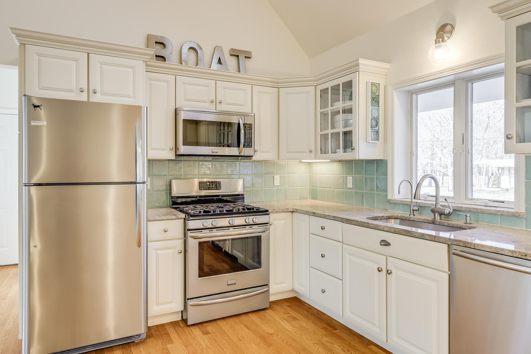 28 Longfellow Road East Falmouth, MA 02536 - Photo 10 of 63 3P2A1460