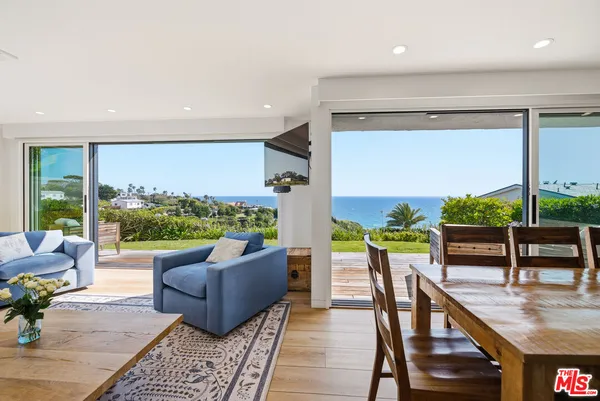 $3,945,000 | 6817 Seawatch Lane, Malibu, CA 90265