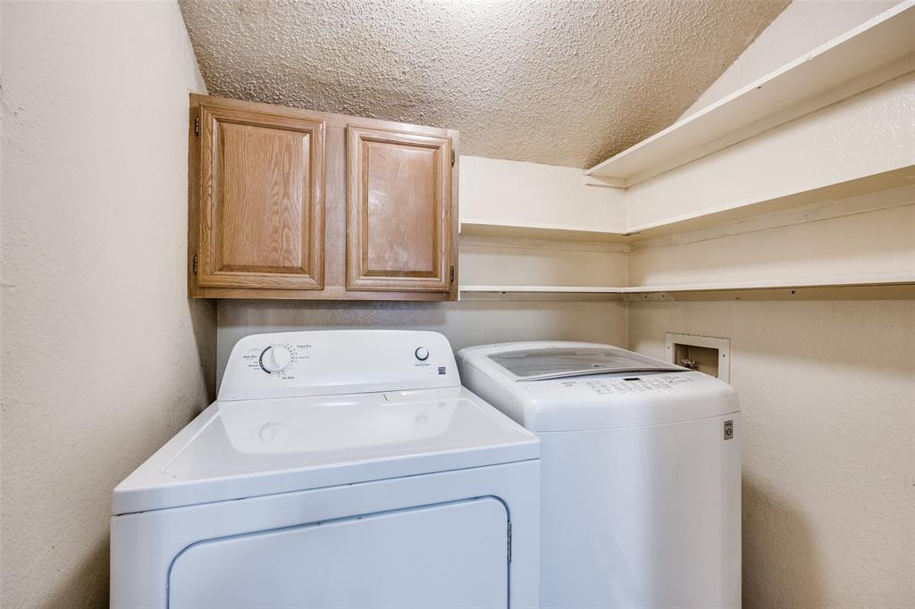 14277 Preston Road, Unit 423 Dallas, TX 75254 - Photo 20 of 31 a utility room with dryer and washer