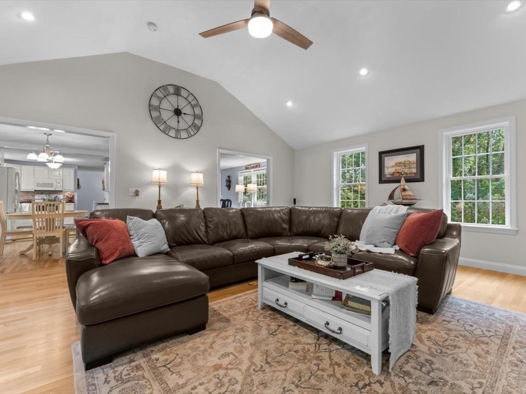 22 Neck Hill Road Mendon, MA 01756 - Photo 4 of 42 Gallery Image 4