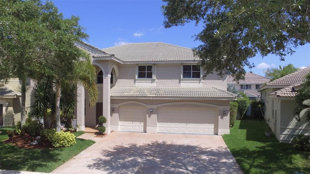 974 Greenwood Road Weston, FL 33327 - Photo 2 of 39 Photo 2