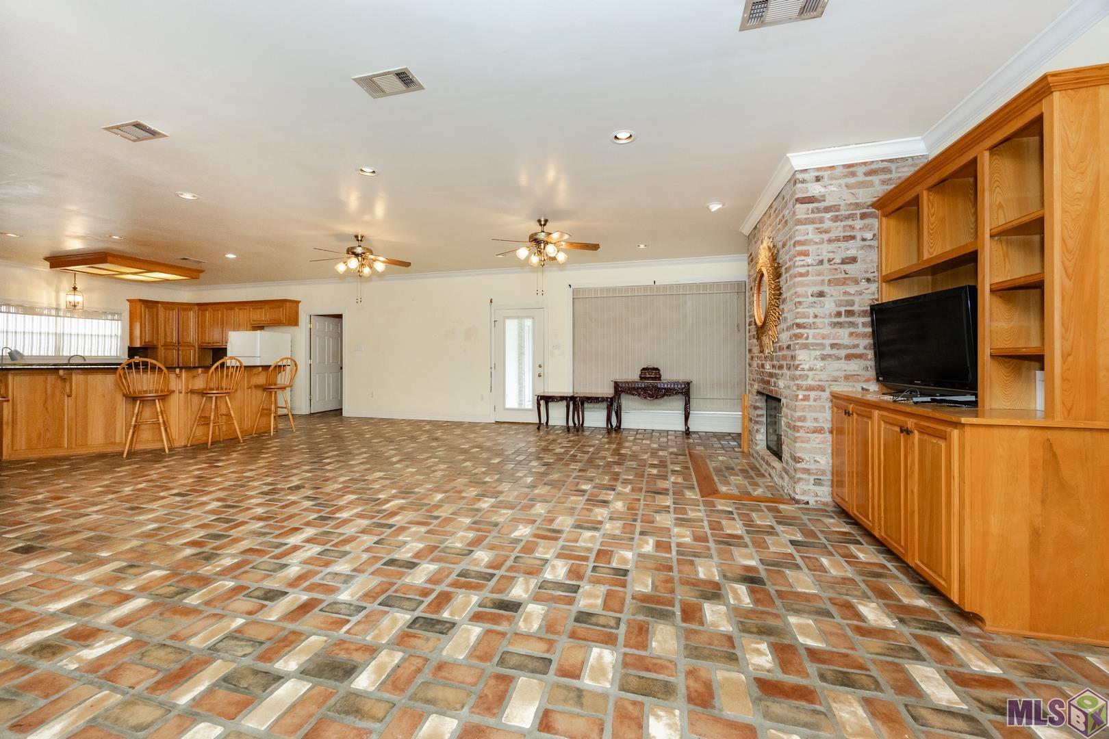 7105 Port Hudson-Pride Road Slaughter, LA 70777 - Photo 15 of 31