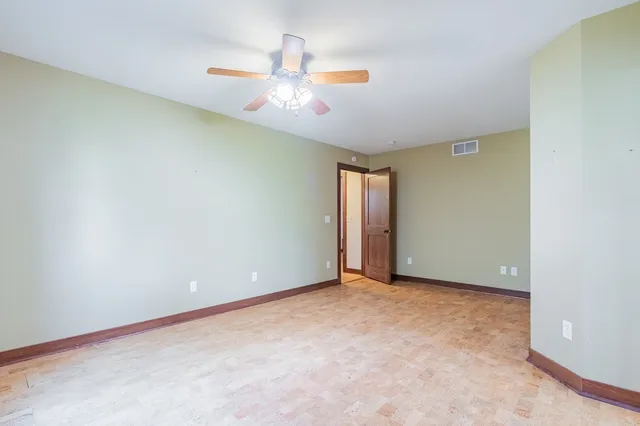 $254,900 | 1515 Belclare Road, Normal, IL 61761