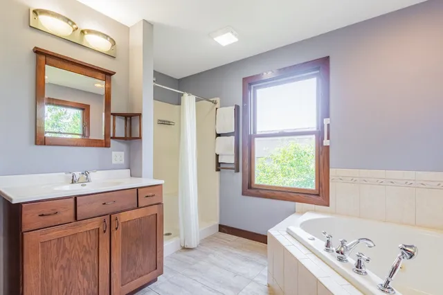 $254,900 | 1515 Belclare Road, Normal, IL 61761