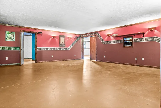 $249,900 | 1515 Belclare Road, Normal, IL 61761