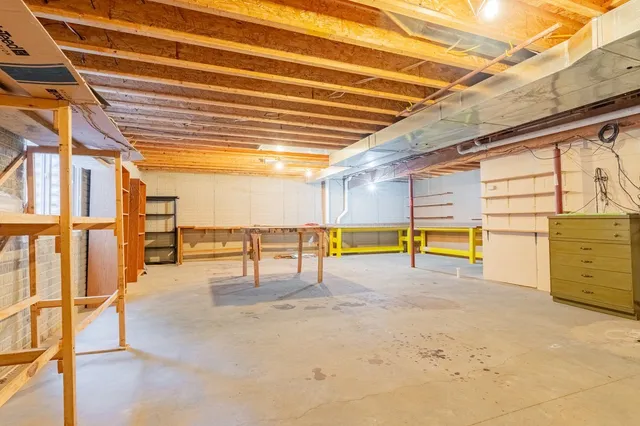 $254,900 | 1515 Belclare Road, Normal, IL 61761