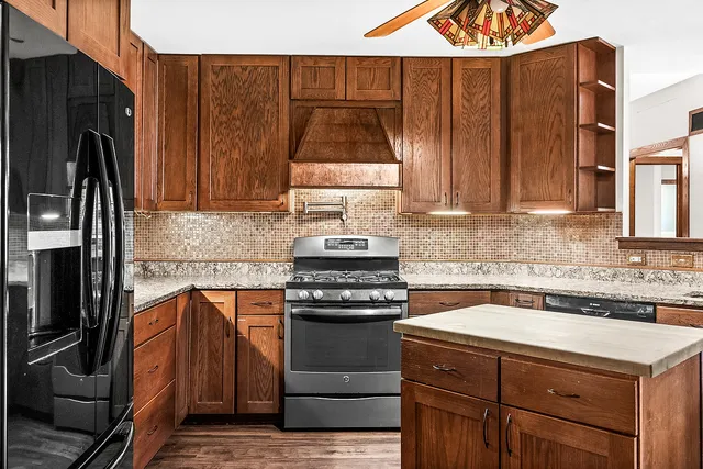 $249,900 | 1515 Belclare Road, Normal, IL 61761