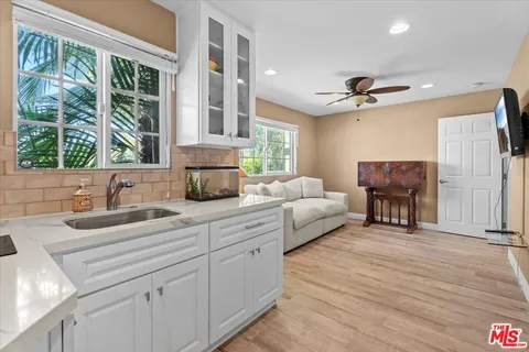 $1,999,000 | 14440 Valley Vista Boulevard, Sherman Oaks, CA 91423