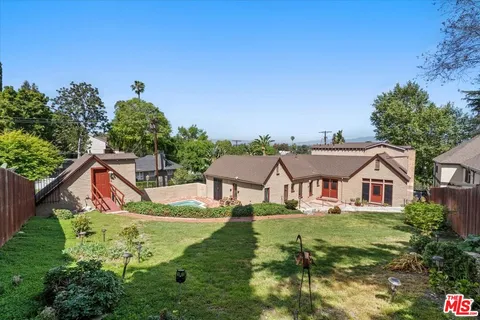 $1,999,000 | 14440 Valley Vista Boulevard, Sherman Oaks, CA 91423