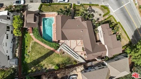 $1,999,000 | 14440 Valley Vista Boulevard, Sherman Oaks, CA 91423