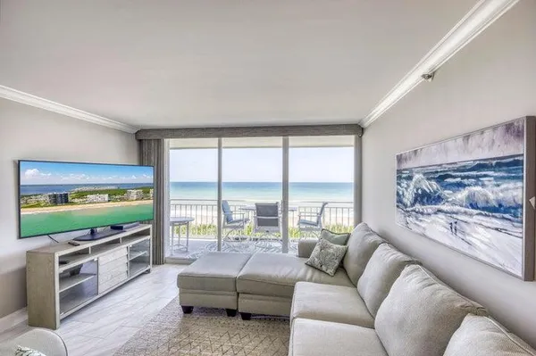 $5,000 | 9600 South Ocean Drive, Unit 306, Jensen Beach, FL 34957
