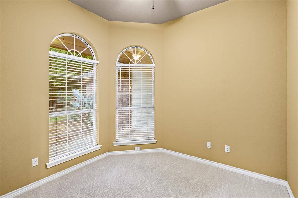 9417 Ravenswood Road Granbury, TX 76049 - Photo 19 of 39