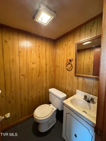 $175,000 | 154 North Drive, Marion, VA 24354