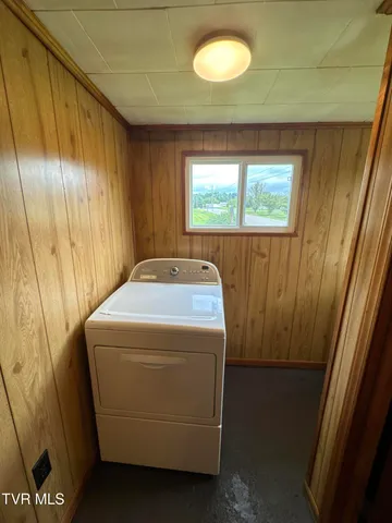 $175,000 | 154 North Drive, Marion, VA 24354