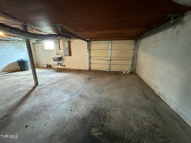 $175,000 | 154 North Drive, Marion, VA 24354