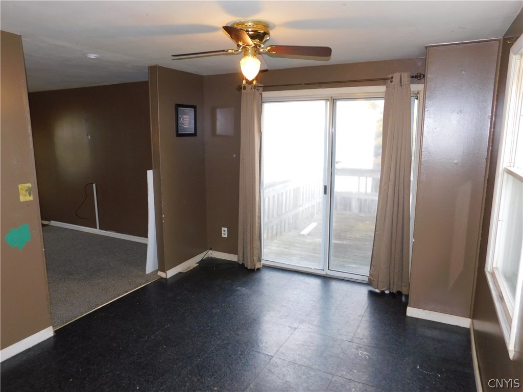 4957 Dahlia Circle Clay, NY 13088 - Photo 11 of 33