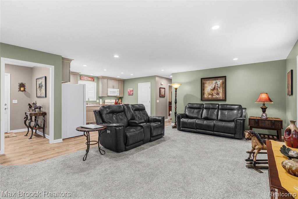 2566 North 5 Mile Road Midland, MI 48642 - Photo 35 of 60