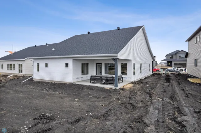 $548,500 | 4736 Hampton Loop South, Moorhead, MN 56560