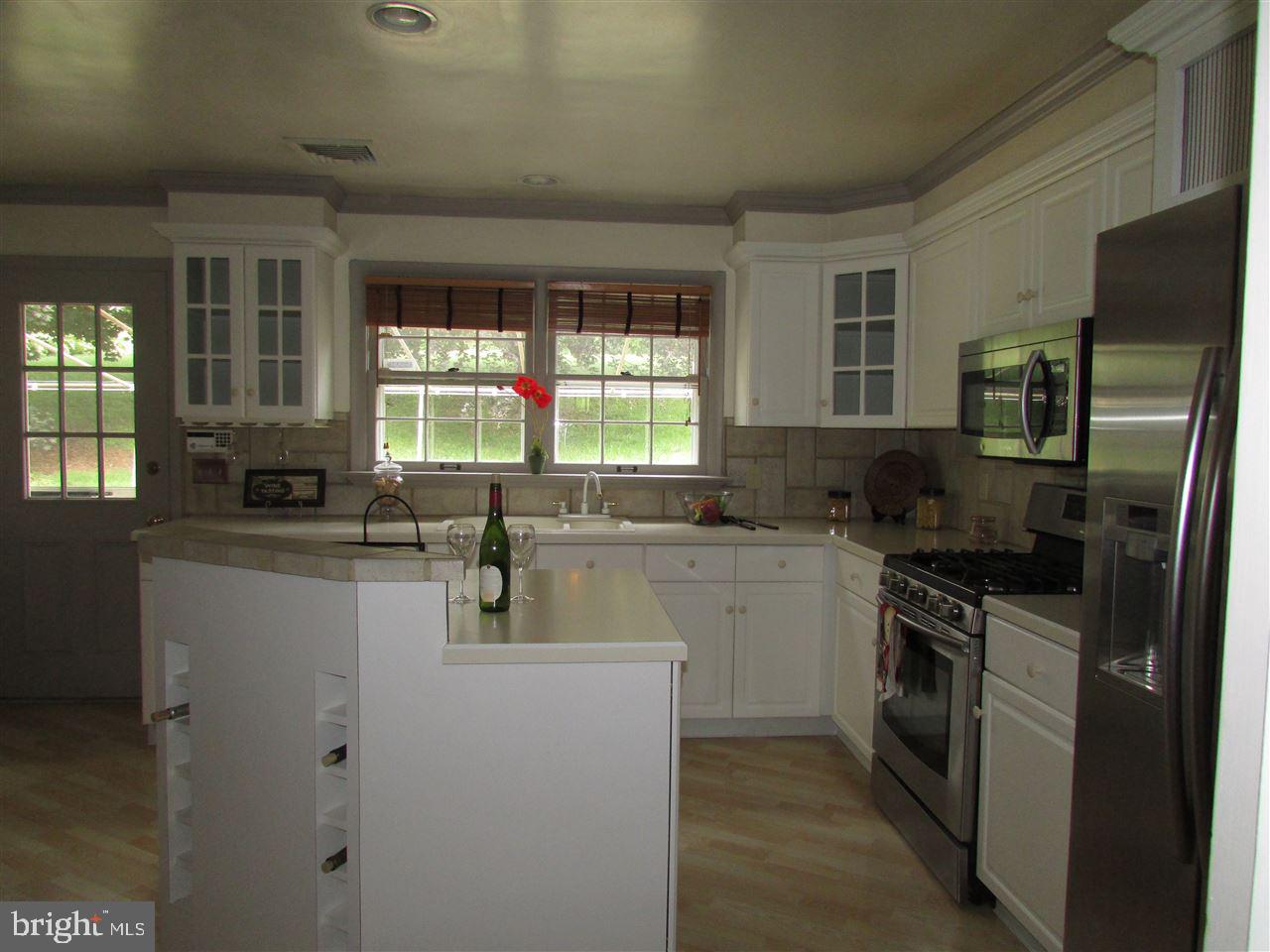 2070 Crescent Road York, PA 17403 - Photo 15 of 36