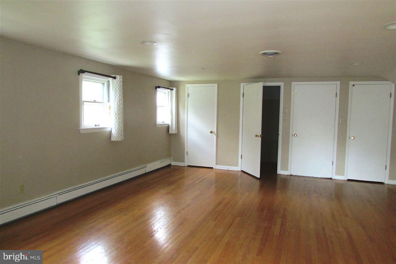 2070 Crescent Road York, PA 17403 - Photo 29 of 36