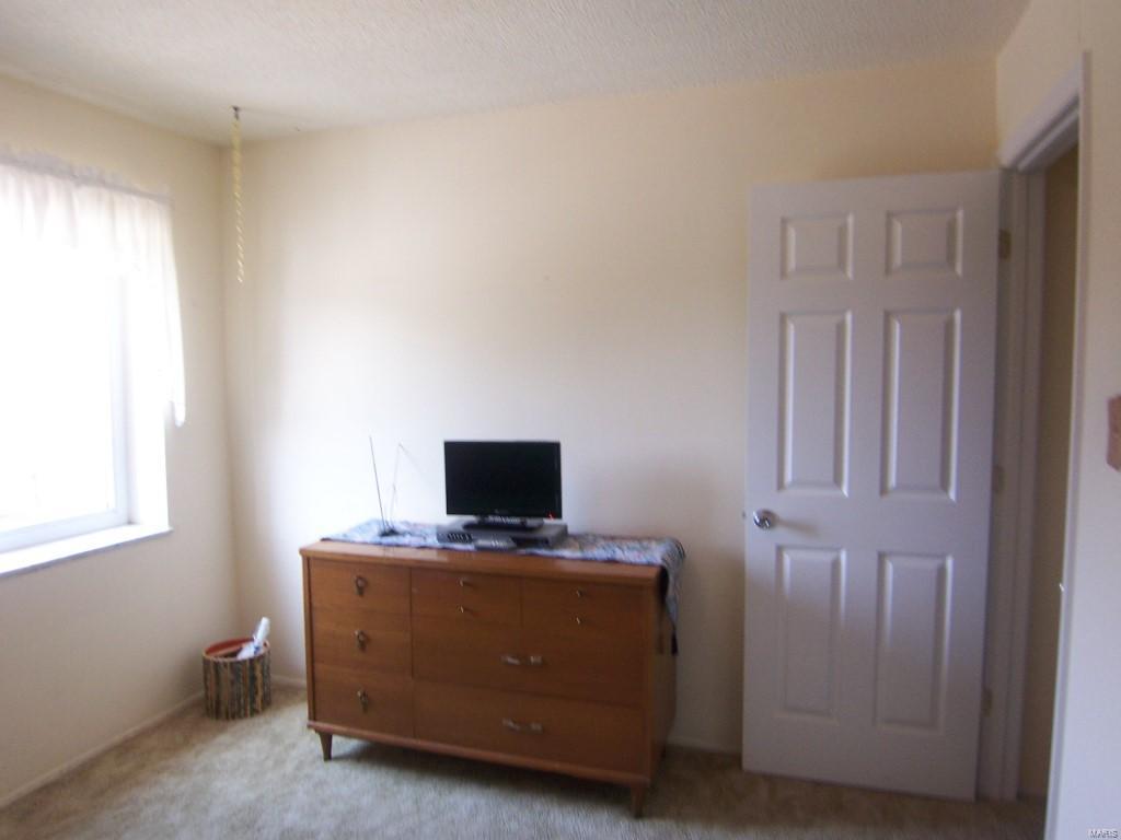 2515 Union Road, Unit G St. Louis, MO 63125 - Photo 10 of 16 Gallery Image 10