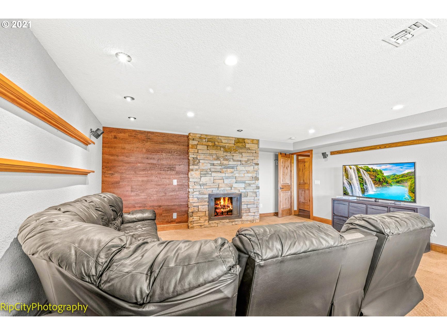 33091 Wikstrom Road Scappoose, OR 97056 - Photo 22 of 32 Gallery Image 22