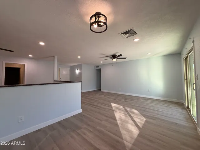 $2,500 | 1449 East McNair Drive, Tempe, AZ 85283