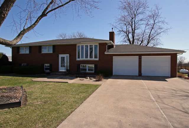 131 Legion Road Washington, IL 61571 - Photo 1 of 11 Gallery Image 1