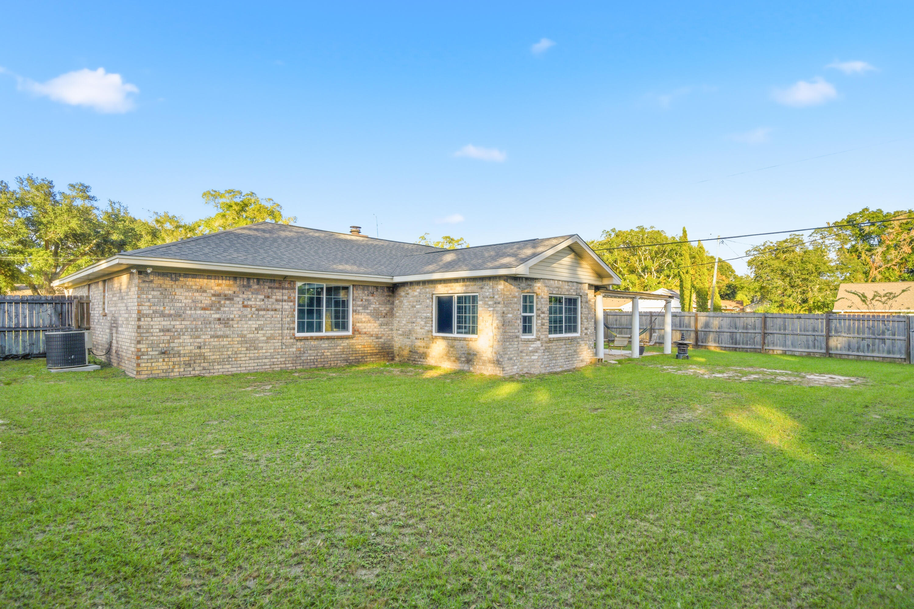 7201 Mier Henry Road Pensacola, FL 32506 - Photo 7 of 50 DSC09686