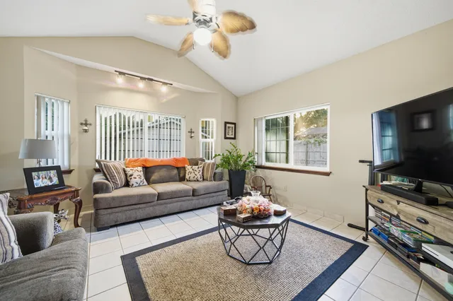 $350,000 | 7201 Mier Henry Road, Pensacola, FL 32506