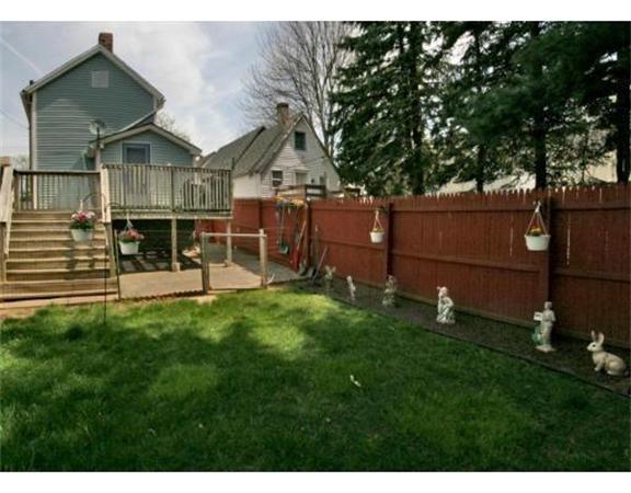 410 Nottingham Street Springfield, MA 01104 - Photo 2 of 10 Gallery Image 2