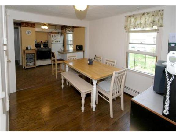 410 Nottingham Street Springfield, MA 01104 - Photo 4 of 10 Gallery Image 4