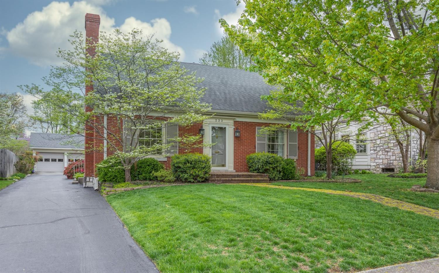 233 Chenault Road Lexington, KY 40502 - Photo 1 of 36 Photo 1