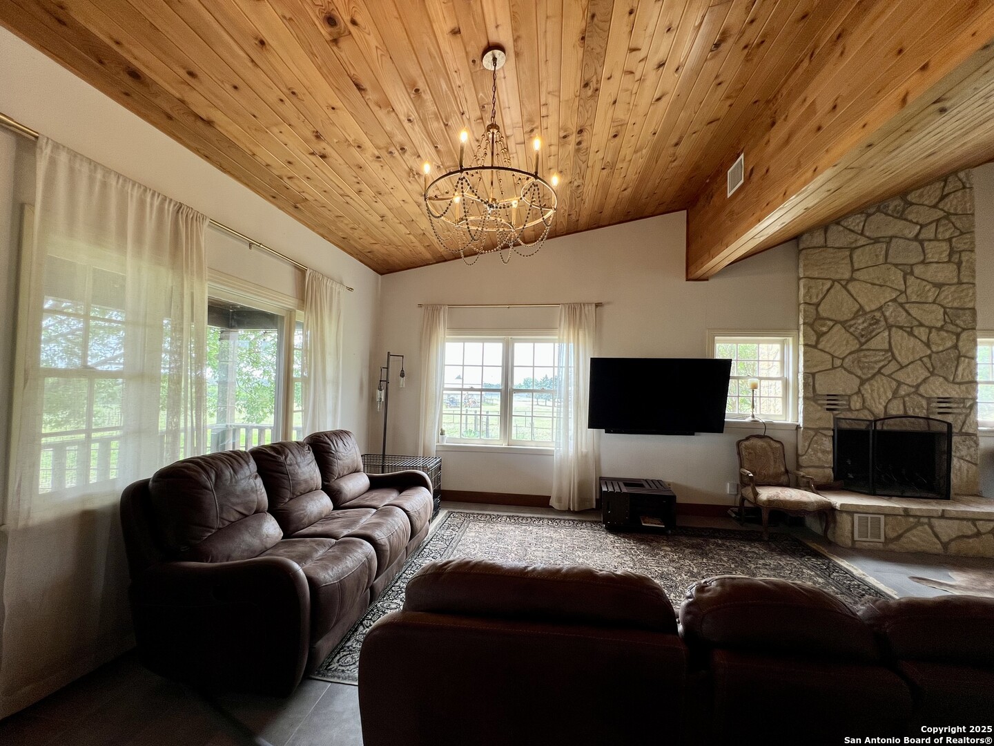 545 Highgate Drive Bandera, TX 78003 - Photo 11 of 49