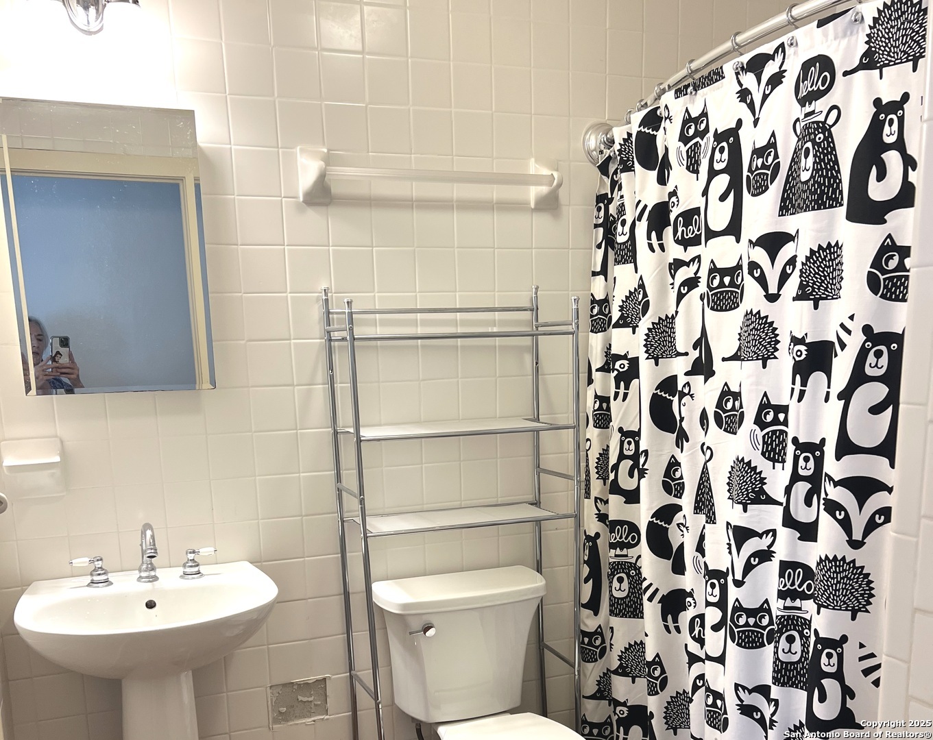 545 Highgate Drive Bandera, TX 78003 - Photo 26 of 49