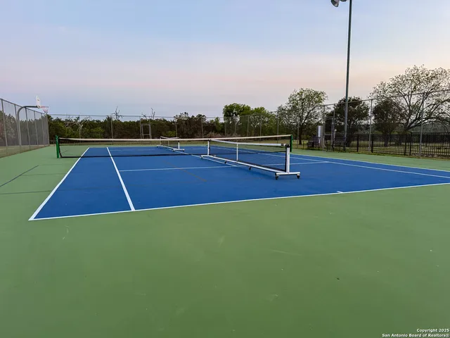 $685,000 | 545 Highgate Drive, Bandera, TX 78003