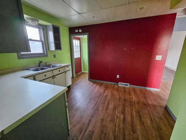 $145,000 | 616 Douglas Street, Sparta, WI 54656