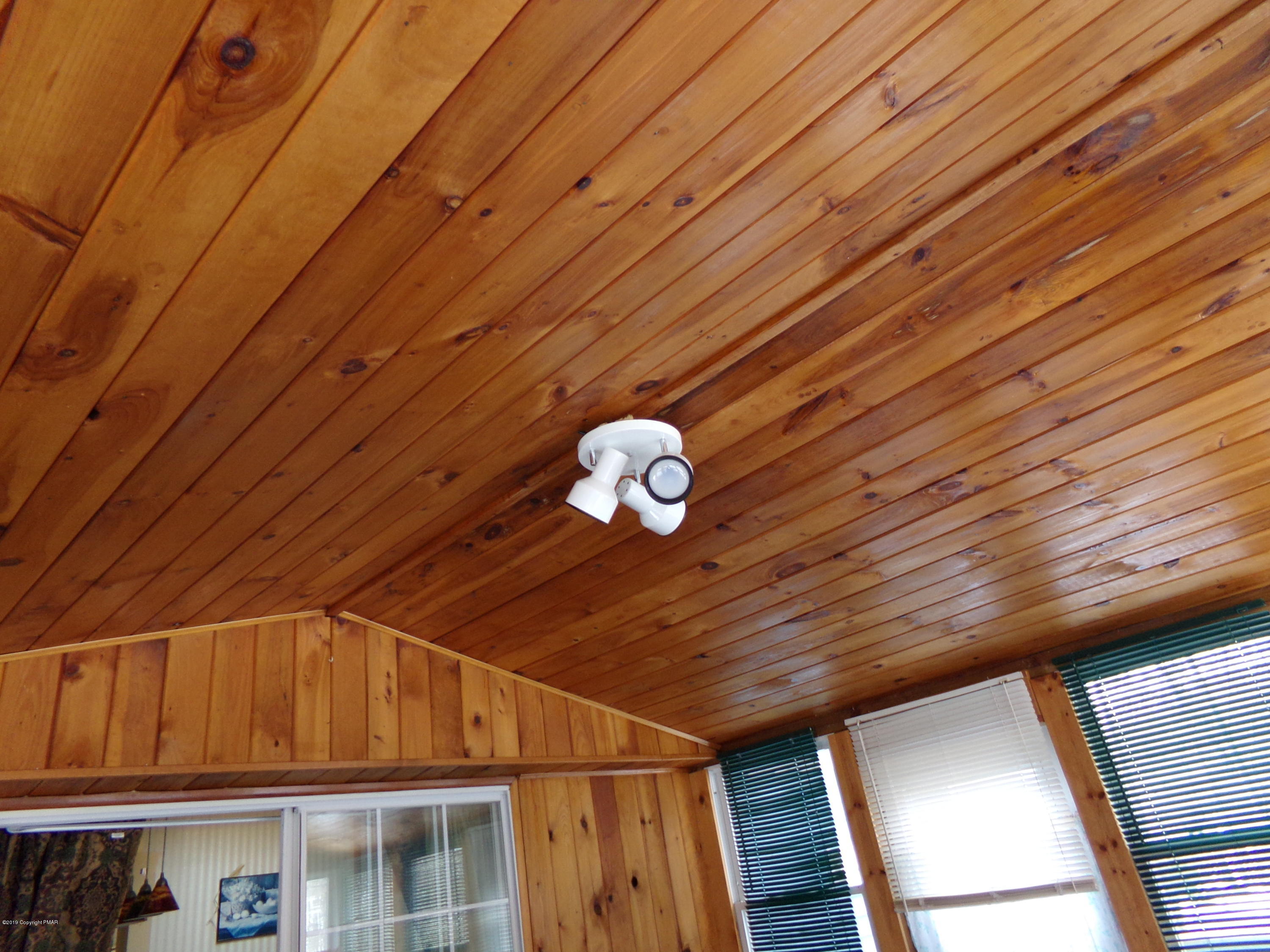 109 Chipmunk Road Bushkill, PA 18324 - Photo 21 of 30 21-Screened Porch 3