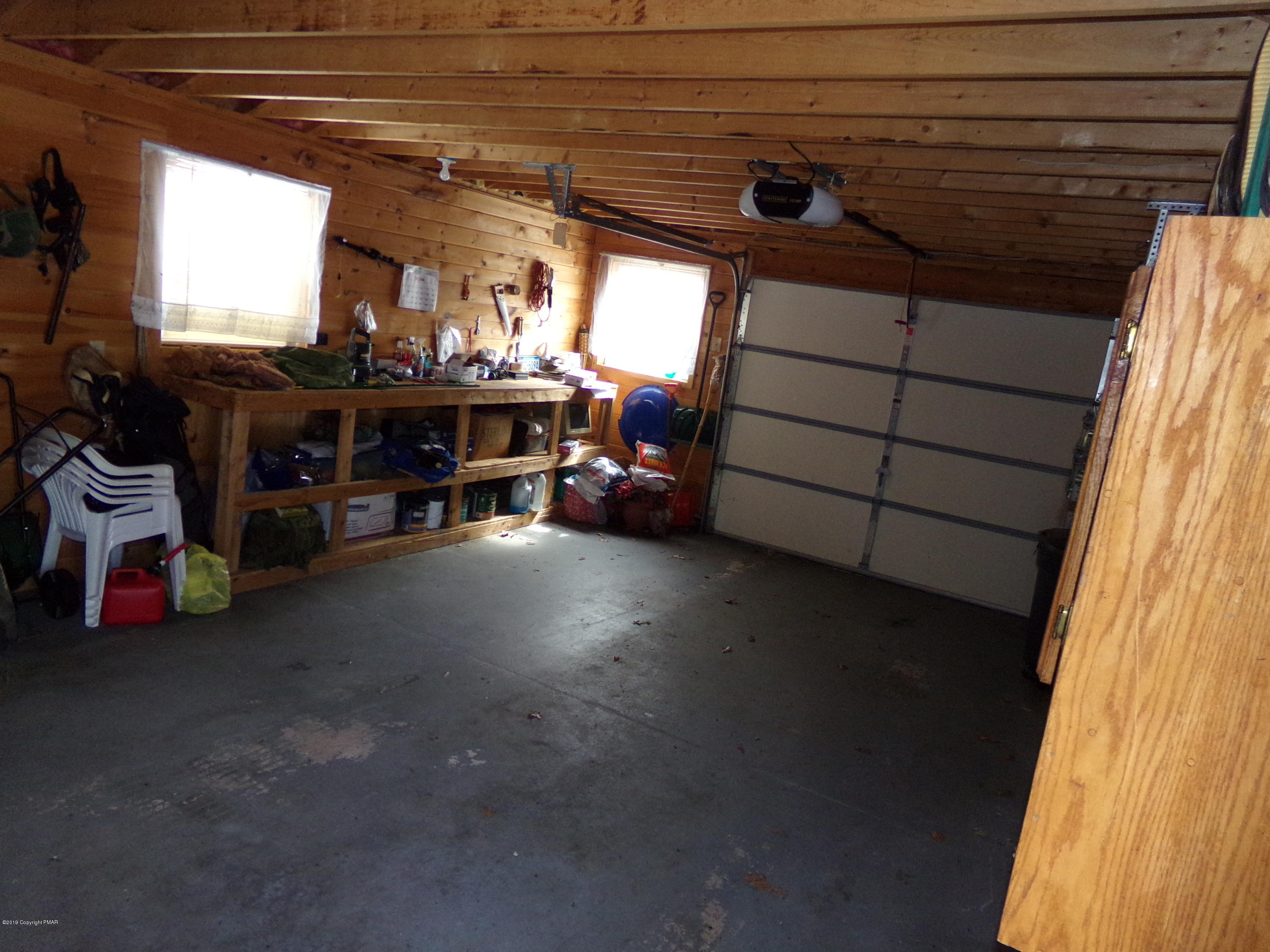 109 Chipmunk Road Bushkill, PA 18324 - Photo 23 of 30 23-Garage