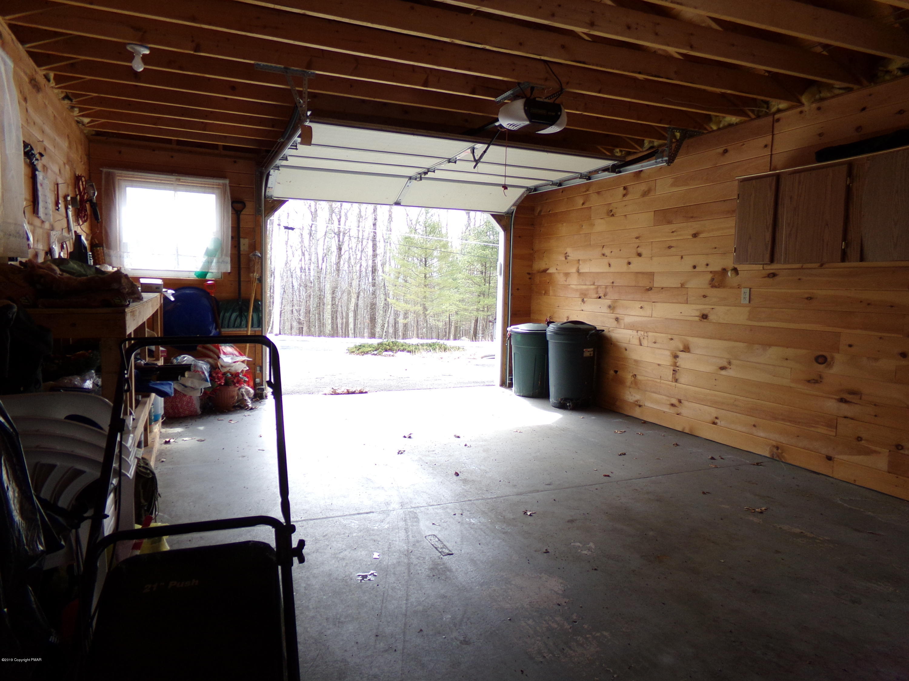 109 Chipmunk Road Bushkill, PA 18324 - Photo 27 of 30 27-Garage 5