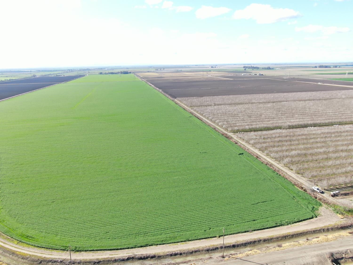 2334 South Inland Drive Stockton, CA 95206 - Photo 28 of 31 a view of a field with an ocean view