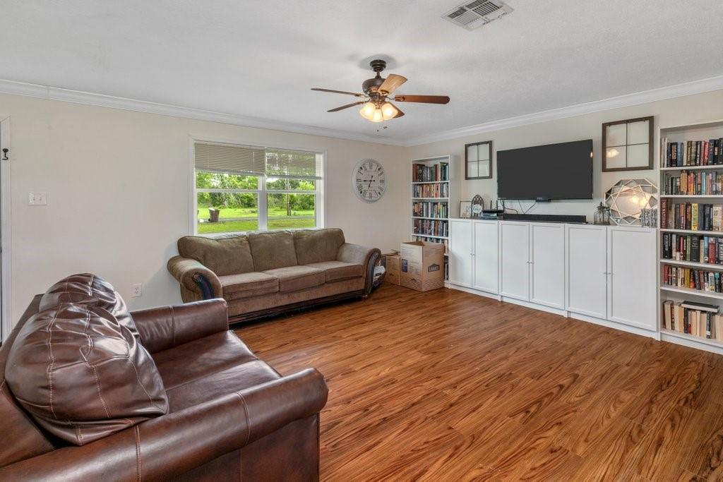 998 Lester Lyons Road Sulphur, LA 70665 - Photo 10 of 13